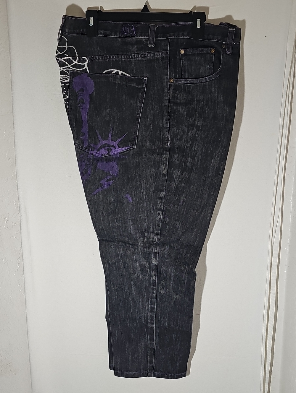Y2K Vintage Men's Black Slim Straight Jeans with Purple Graphic Accent